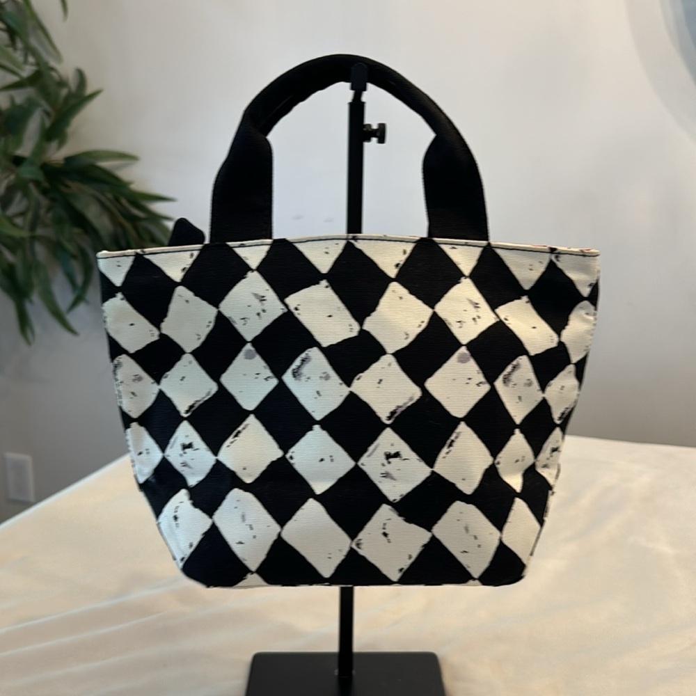 Like new! Jim Thompson Black and White Checkered Tote - Picture 3 of 7